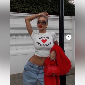 Heart breaker cropped tee medium